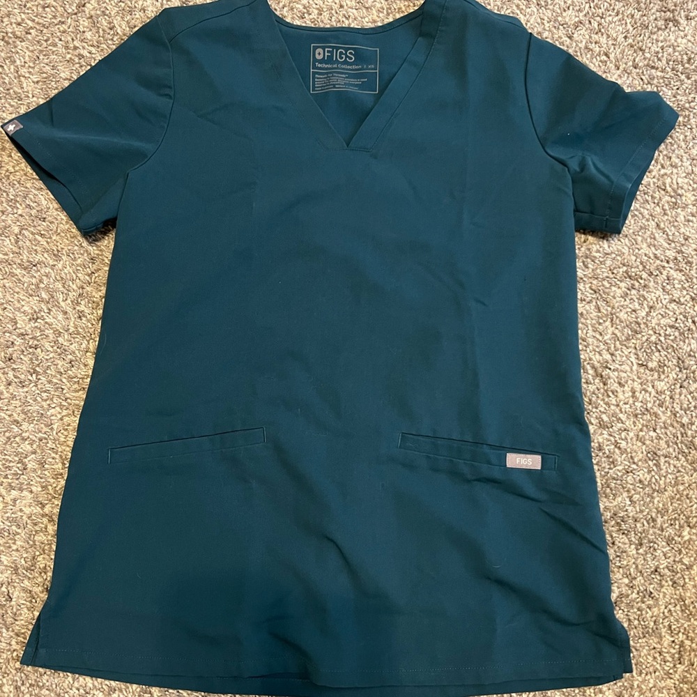 Figs Caribbean Blue Scrub Top